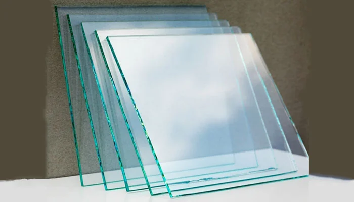 برای شیشه درب اتوماتیک شیشه ای از گونه های مختلف شیشه‌ها استفاده می شود